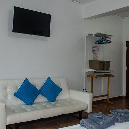 Allstar Guesthouse Karon Dış mekan fotoğraf