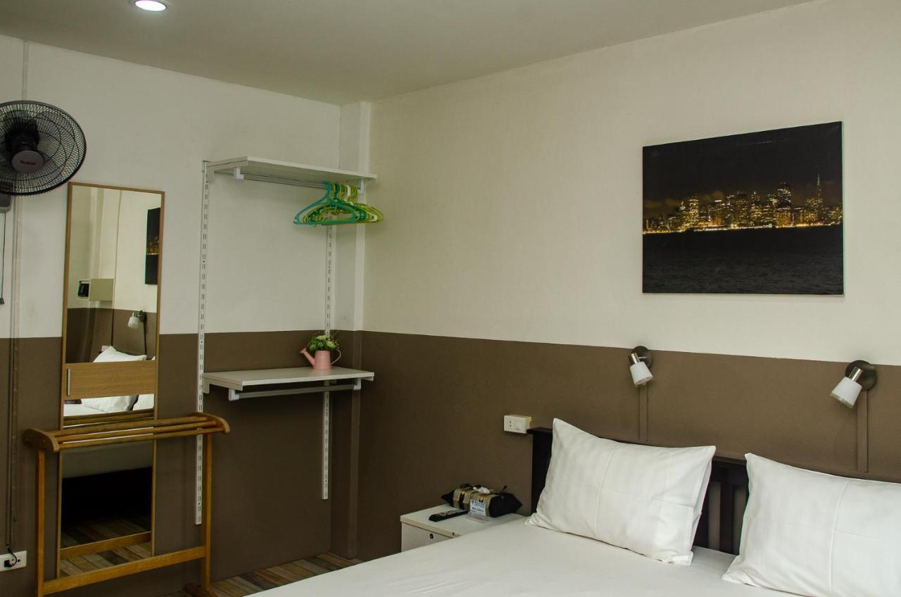 Allstar Guesthouse Karon Dış mekan fotoğraf
