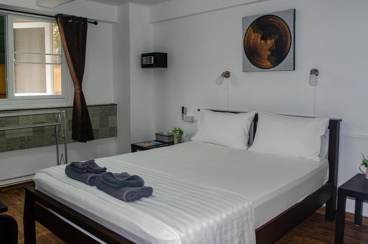 Allstar Guesthouse Karon Dış mekan fotoğraf