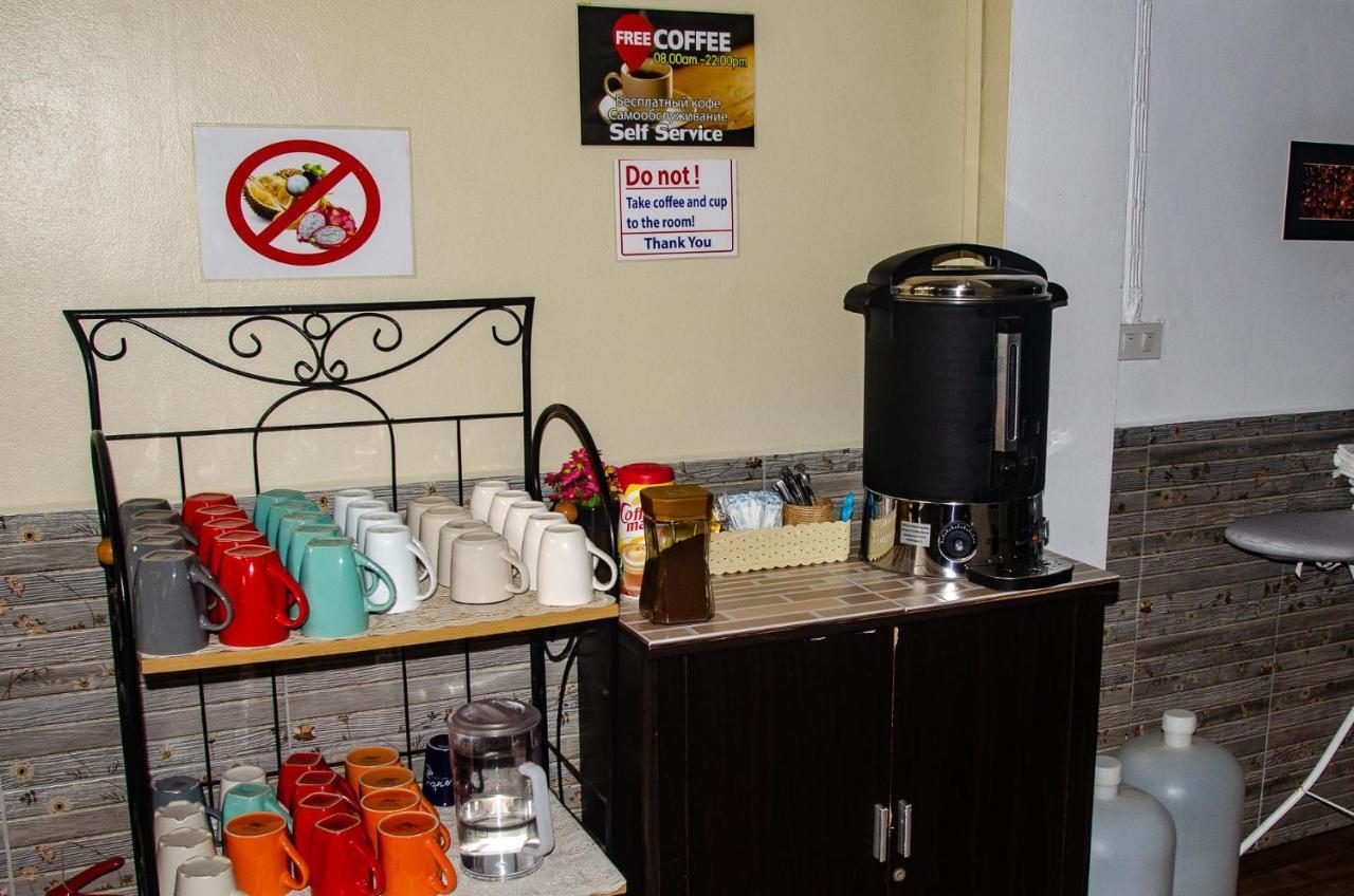 Allstar Guesthouse Karon Dış mekan fotoğraf
