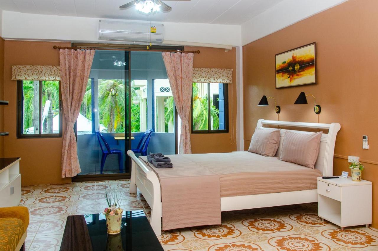 Allstar Guesthouse Karon Dış mekan fotoğraf